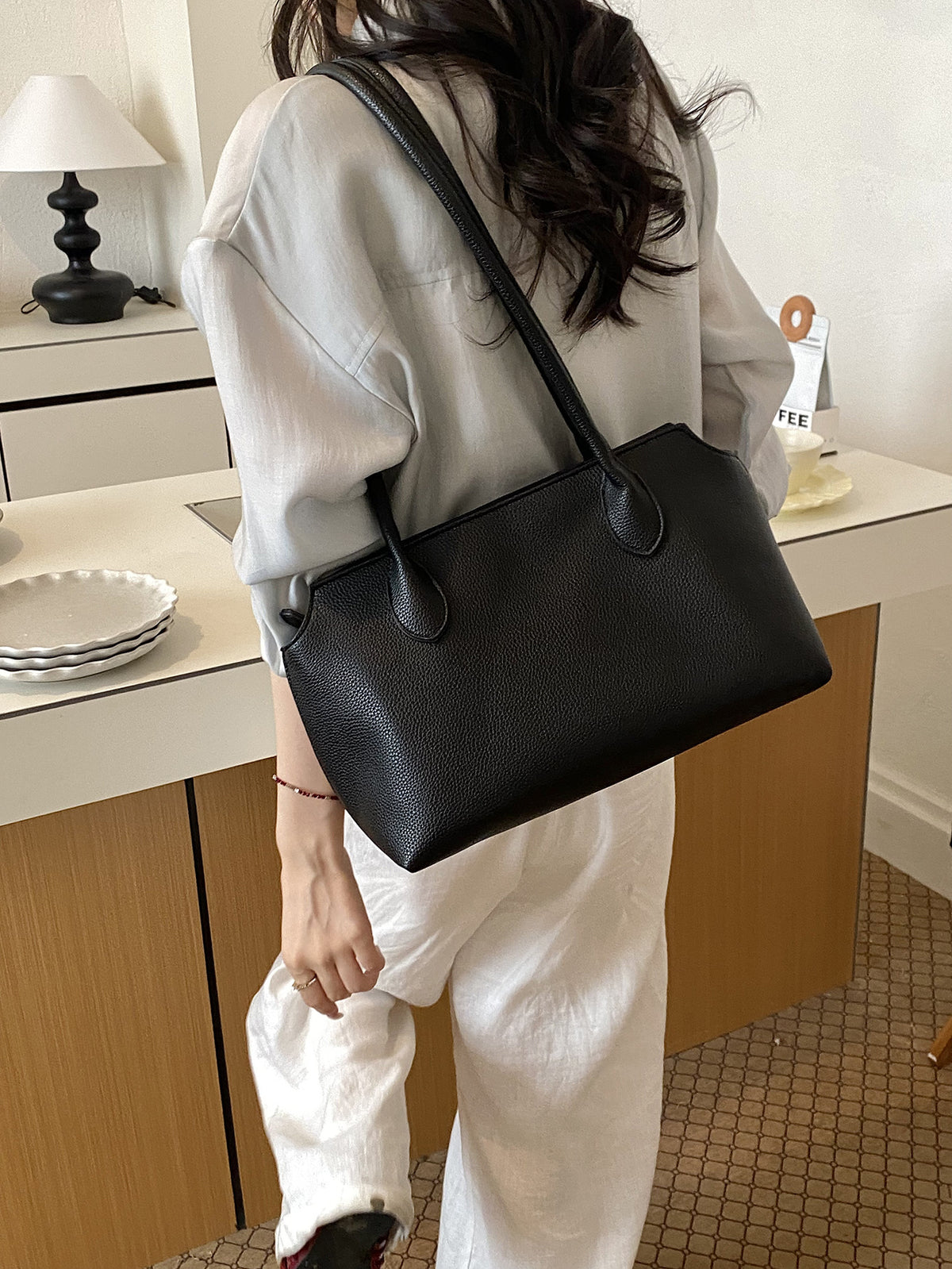 hand bag